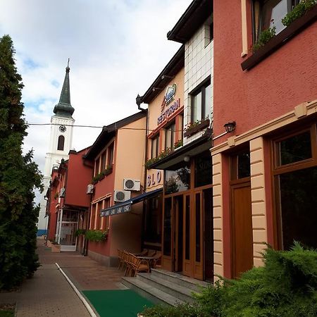 Bed and Breakfast Business Club Selenča Bac Exterior foto