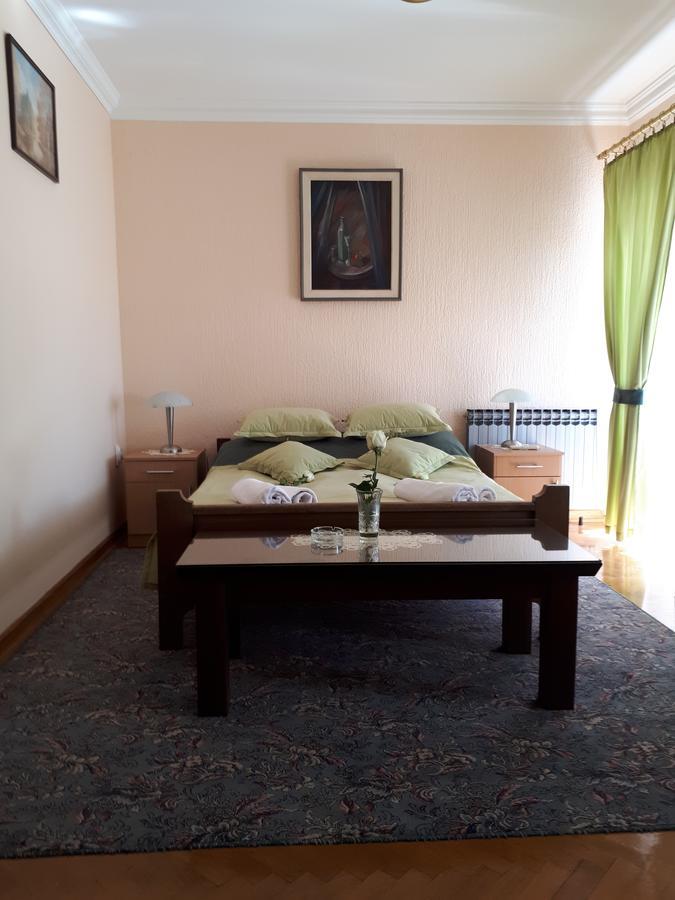 Bed and Breakfast Business Club Selenča Bac Exterior foto