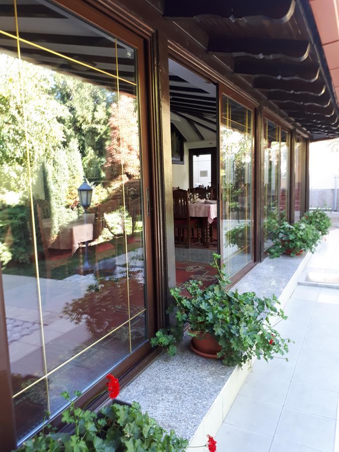Bed and Breakfast Business Club Selenča Bac Exterior foto