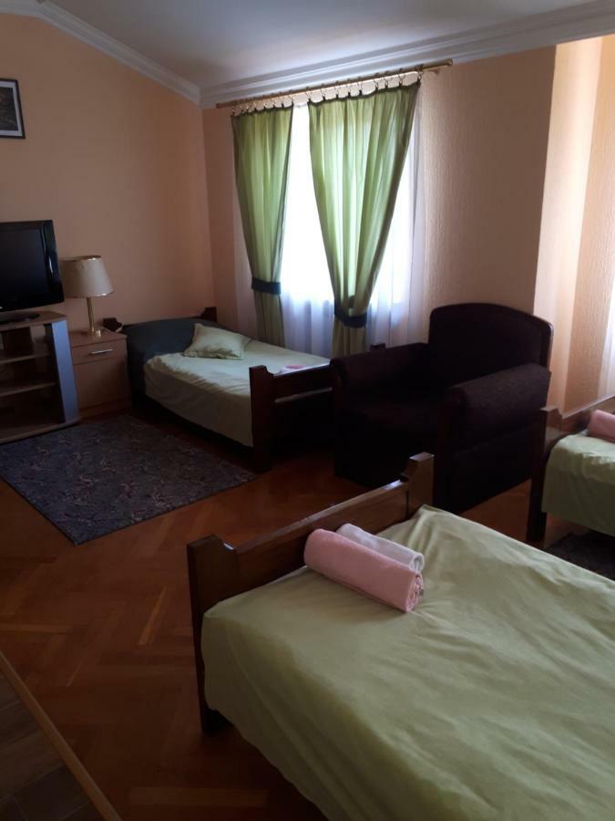 Bed and Breakfast Business Club Selenča Bac Exterior foto